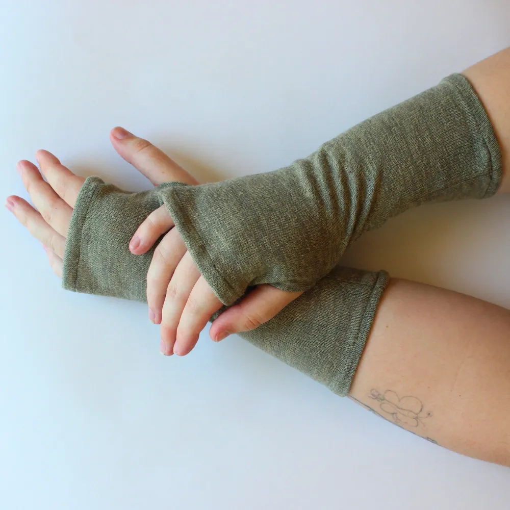 Autumn Knit Fingerless Gloves