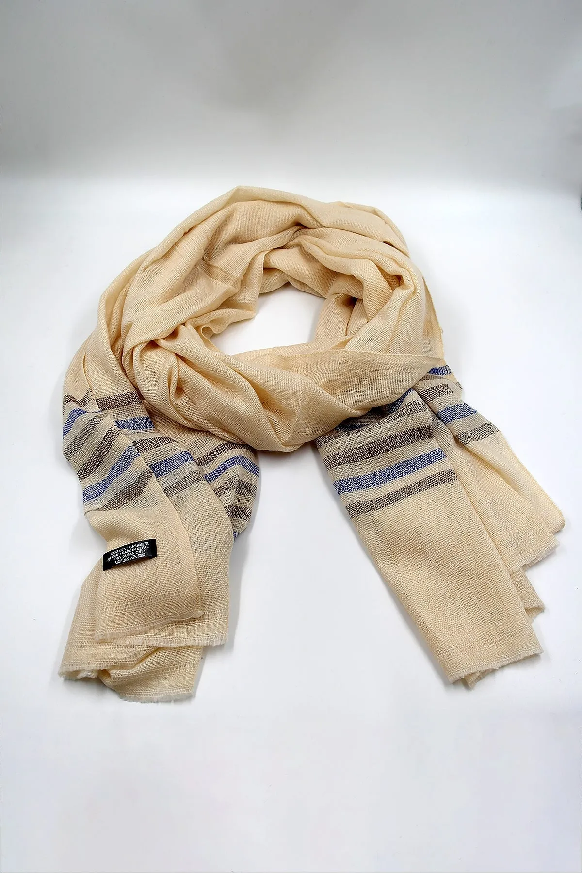 Cozy and Comfortable Cashmere Pashmina Shawls