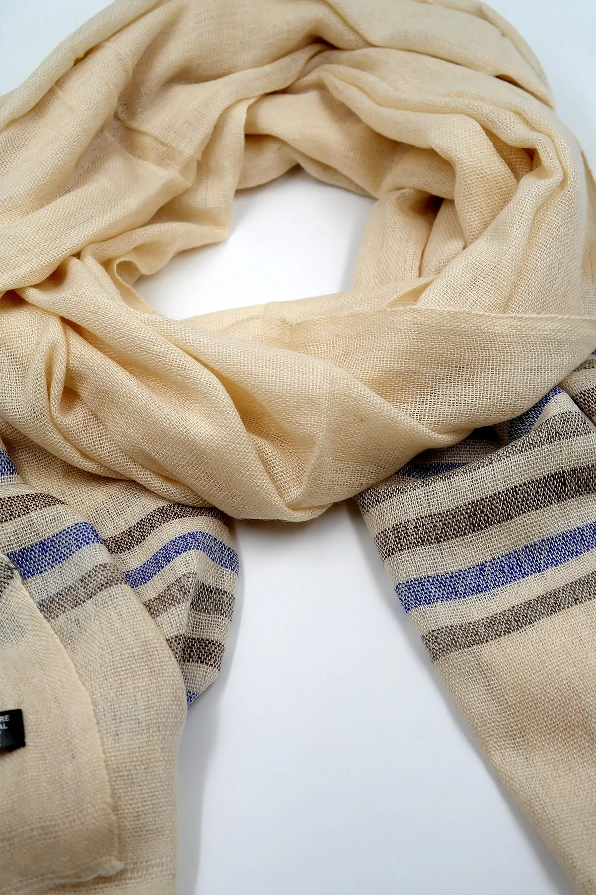 Cozy and Comfortable Cashmere Pashmina Shawls