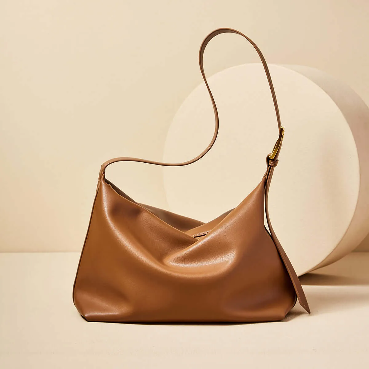 Sleek Retro Leather Tote Bag