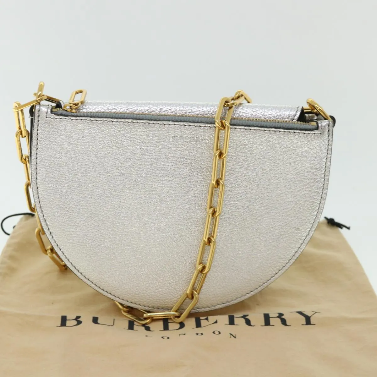 Trendy Inspired Burberry Olympia Chain Shoulder Bag Leather Silver Auth 54029