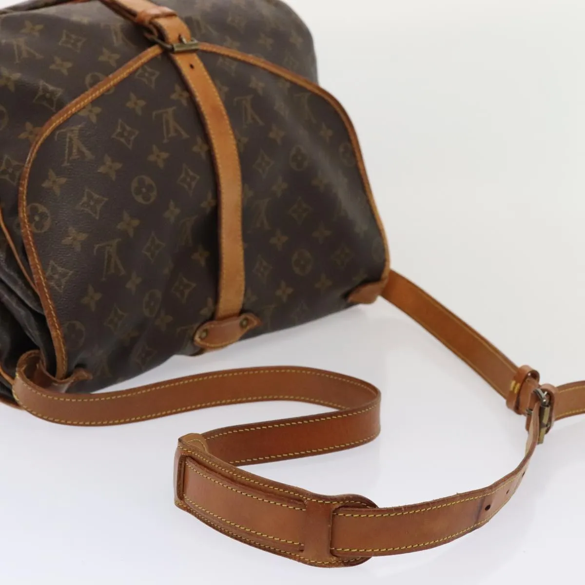 Trendy Inspired Louis Vuitton Monogram Saumur 35 Shoulder Bag M42254 Lv Auth 74367